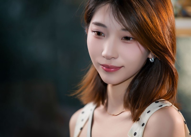 咖啡馆人像一组（1）