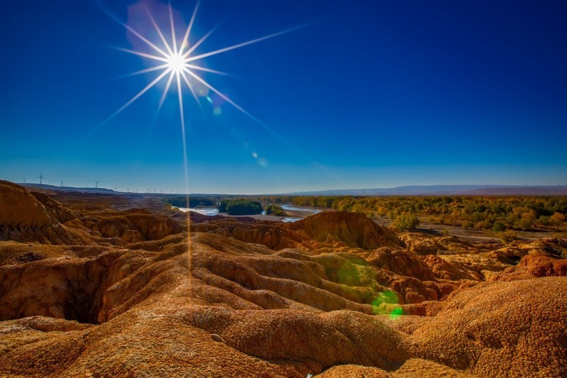 新疆五彩滩风景 6