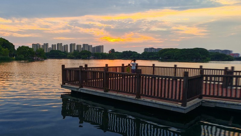 夏日黄昏