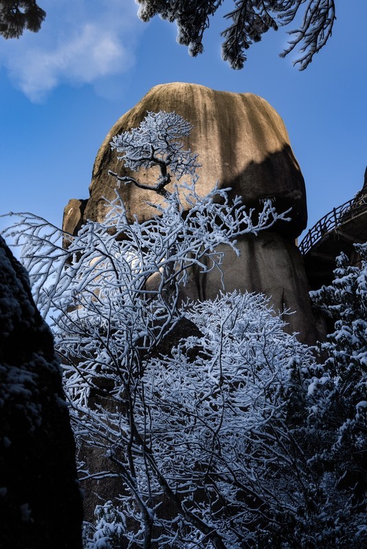 《雪染三清》、