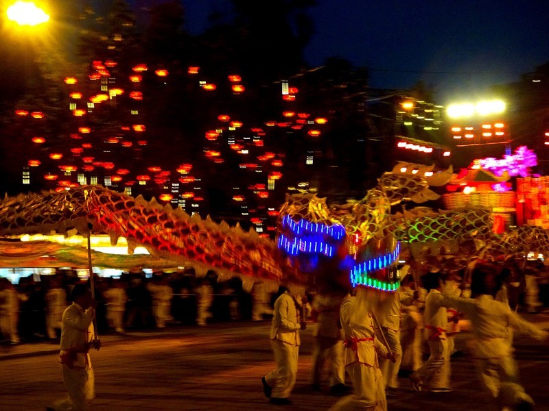 龙腾马跃过元宵