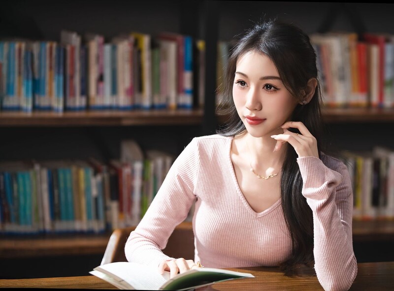 咖啡书坊里的倩影（续）