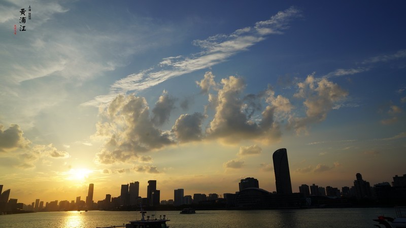光影气象2609 8月14日金龙戏珠