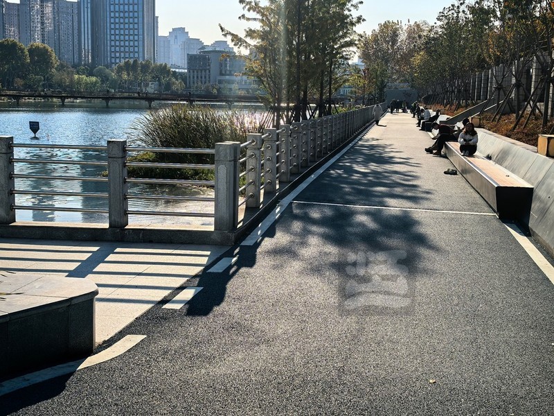 后襄河公园新貌2——武汉随笔