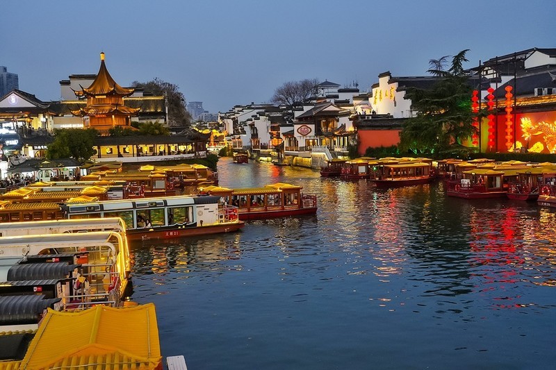 2025年第0527贴-南京秦淮河旅拍（0801）