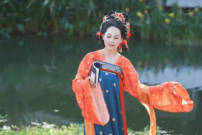 【汉唐风美女】---笑一笑