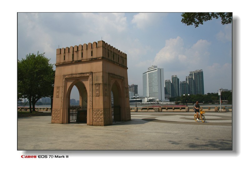 在洲头咀公园。